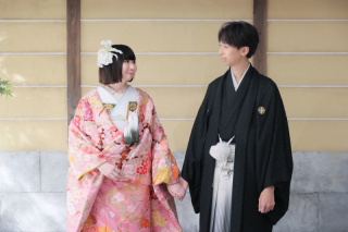 色打掛も白無垢も！屋内庭園２着プラン