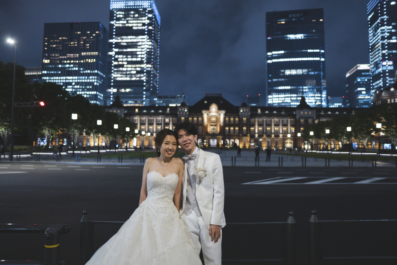 夜の色を変えて