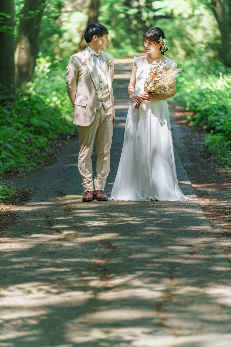 木漏れ日の中で