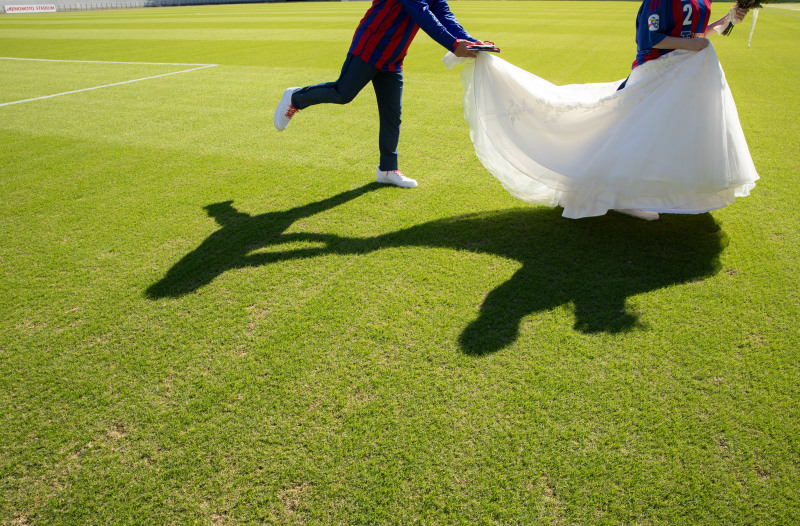 芝生の上に踏み入れるときはドキドキワクワク♪