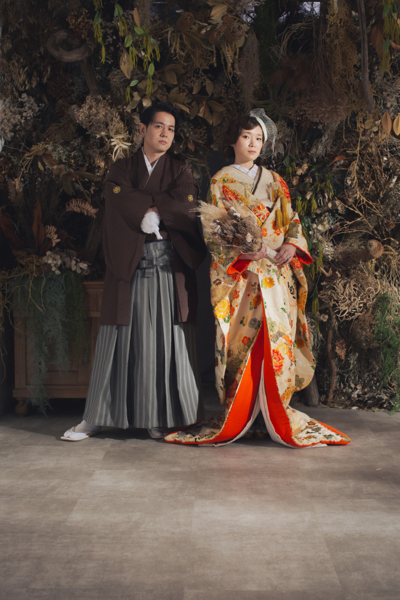 落ち着いた雰囲気で大人っぽく。