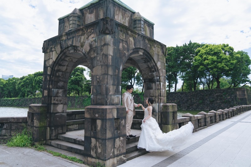 ドレスがふわっ