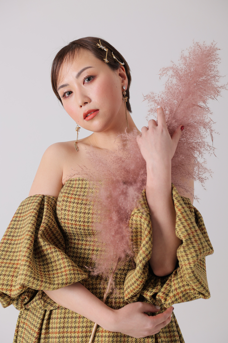 洋装新婦様ソロカット