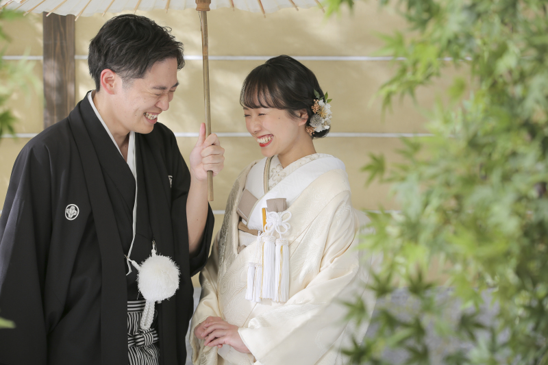 木漏れ日の中で