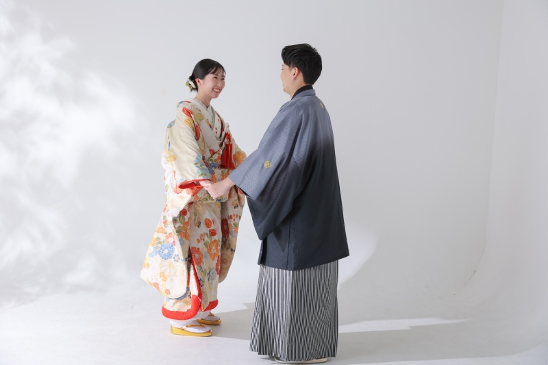 見つめ合い