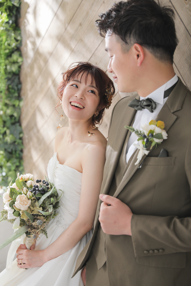 見上げるお嫁様