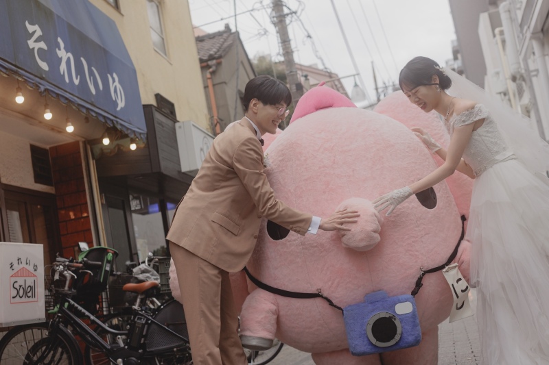 にしぞうの鼻を触ると