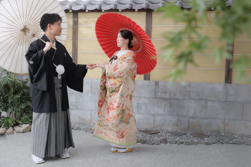 エスコートして