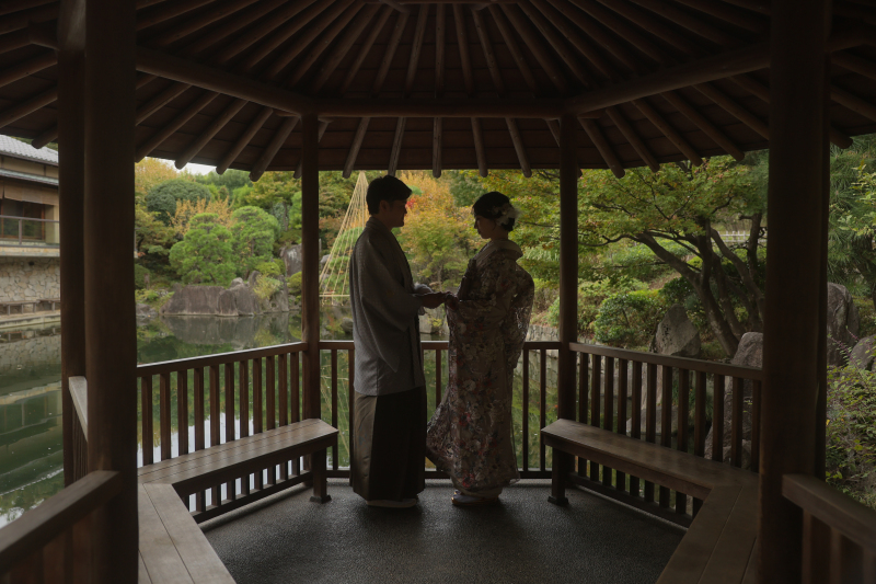 シルエットで雰囲気を変えて