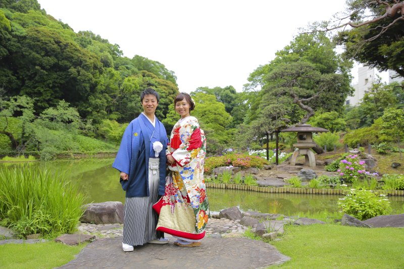 お庭の中を散策