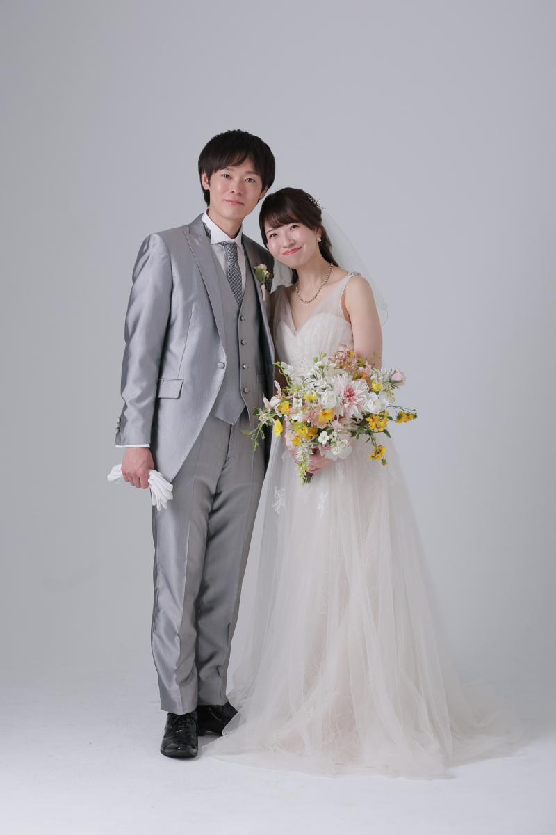 洋装もお似合いなおふたり