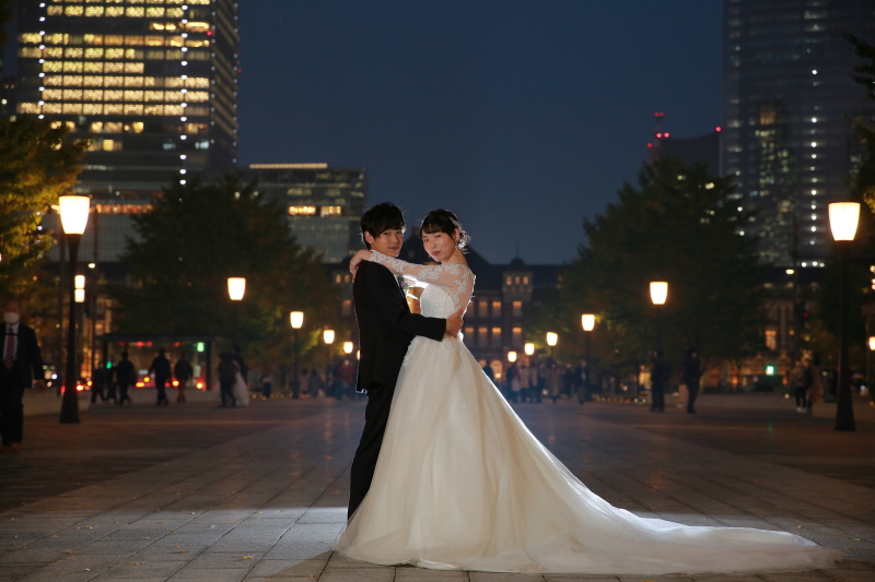 東京駅前の夜景