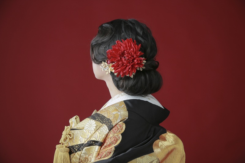 後ろ姿も素敵に！