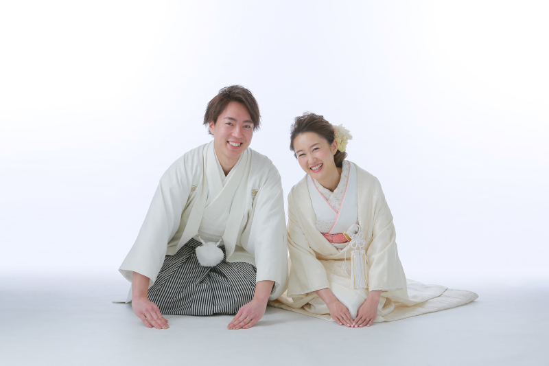 人気のお辞儀のポーズ