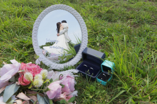 【小物を使ってお二人だけのウェディングフォトを！】〜屋内庭園＋代々木公園〜