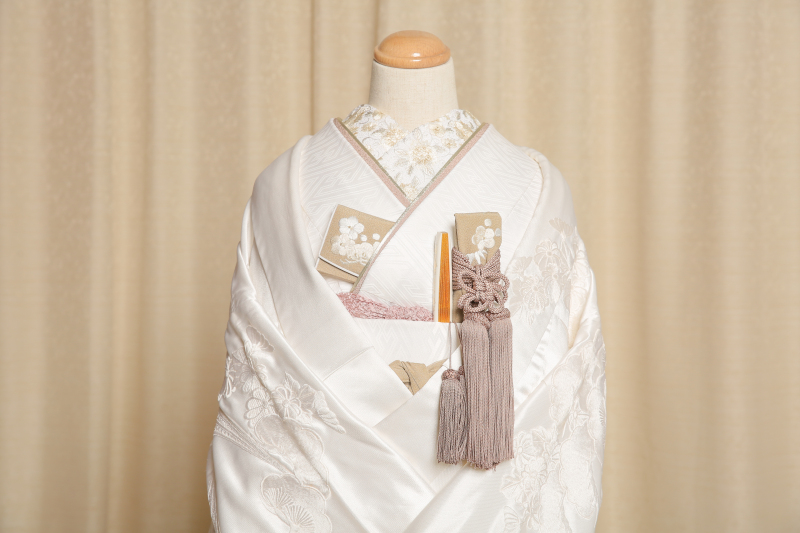 STUDIO AQUA 新宿店（スタジオAQUA）_色打掛・着物が豊富