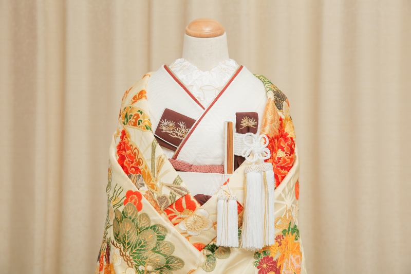 STUDIO AQUA 新宿店（スタジオAQUA）_色打掛・着物が豊富