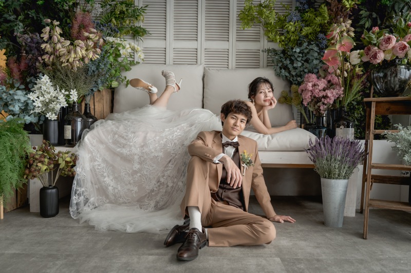 【ドレス/タキシード・ヘアメイク付き!】洋装ハウススタジオ*基本台紙*1カットデータ*美肌小顔スタイルアップ付き*