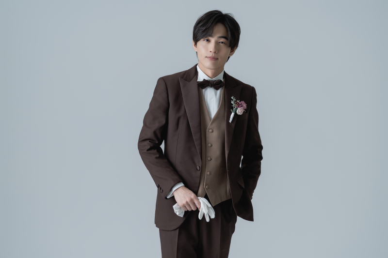 【土日UP料金無料など選べる特典付】フォーマルなお写真が撮りたい方に！洋装スタジオ◇100カット以上データ◇美肌ライブレタッチ付