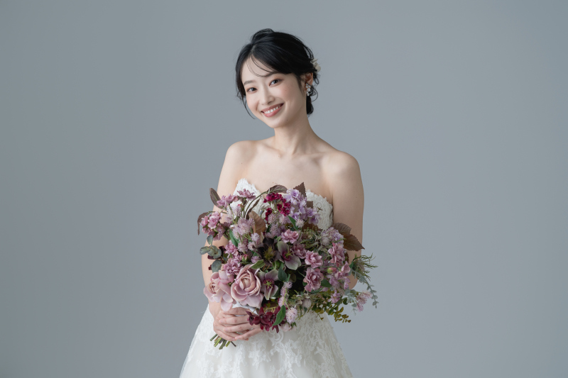 【土日UP料金無料など選べる特典付】フォーマルなお写真が撮りたい方に！洋装スタジオ◇100カット以上データ◇美肌ライブレタッチ付