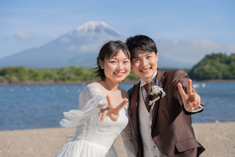 結びはピース！