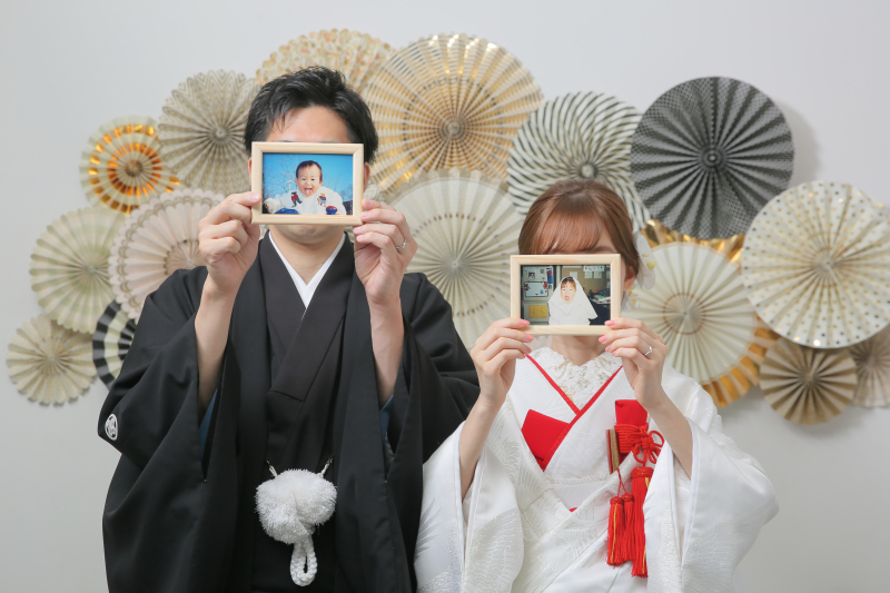 幼少期の写真と一緒に