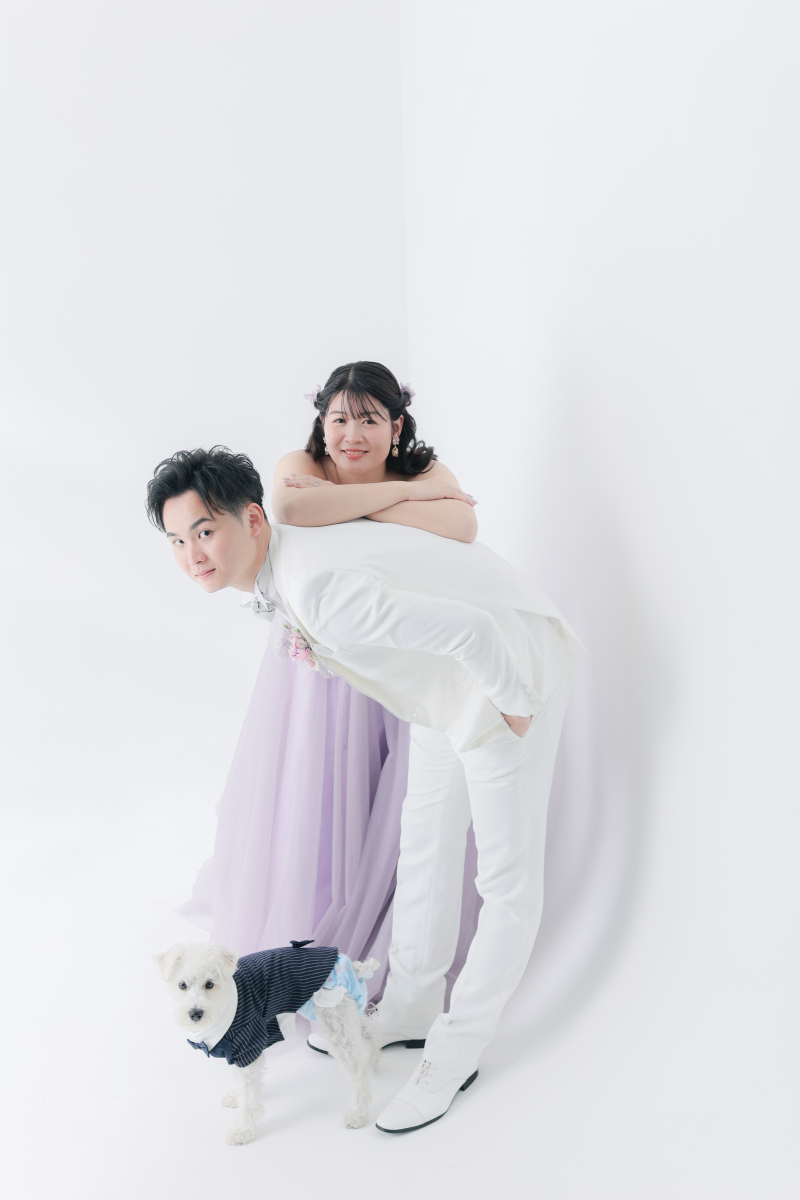 おしゃなポージングも