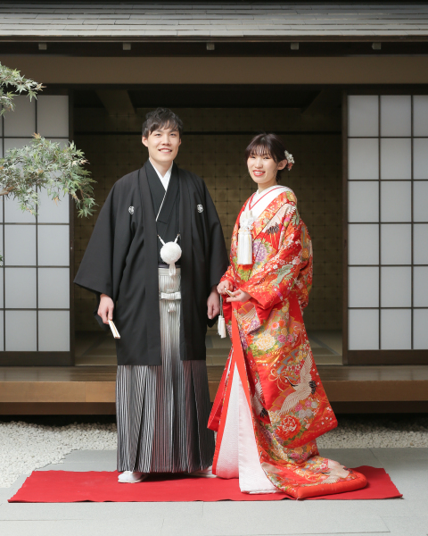 婚礼の正式なポーズ