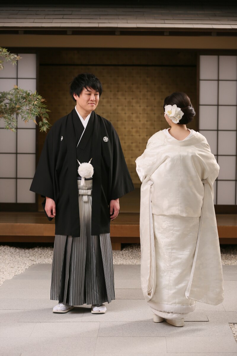 ご新郎様の元へ