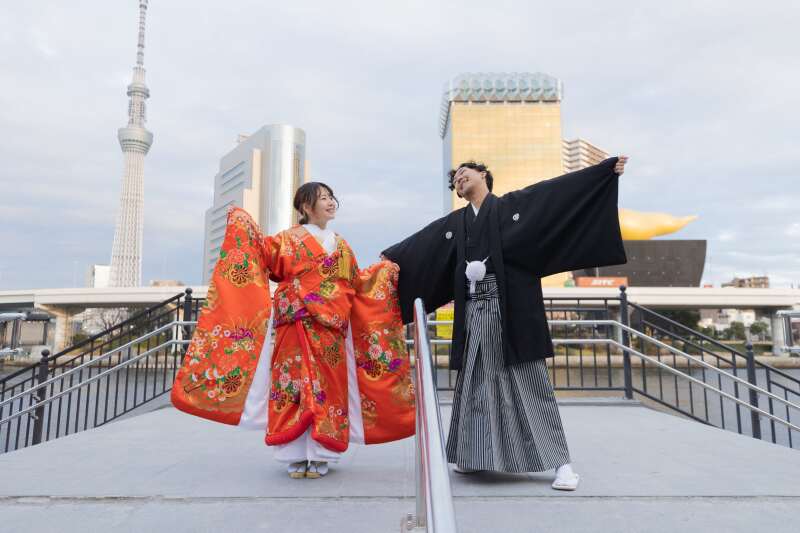 浅草の名所を巡ります