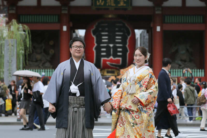 雷門から!