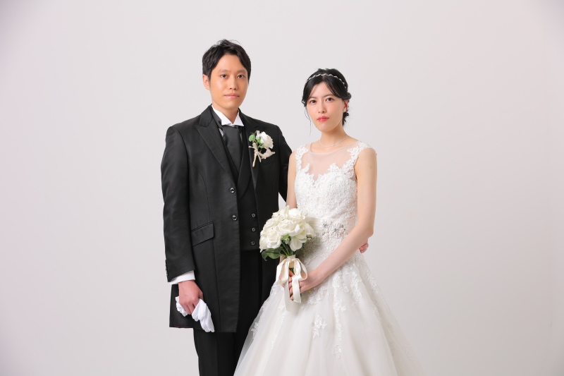 お顔と衣装が分かる寄りのお写真