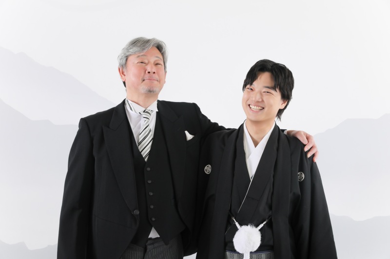 照れ笑い