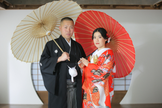 屋内庭園スタジオで本格的な和装撮影を！