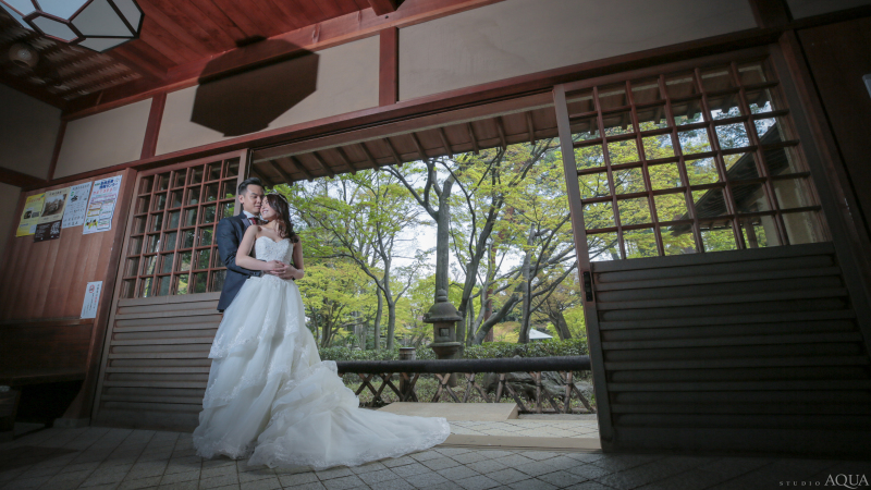 庭園の休憩所で