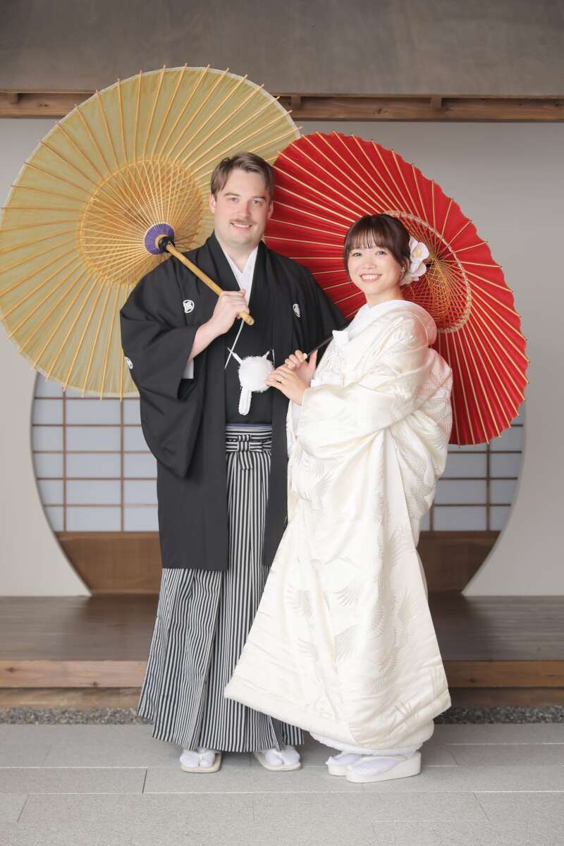 和傘で優雅に