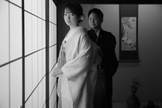 屋内庭園で2着撮影！