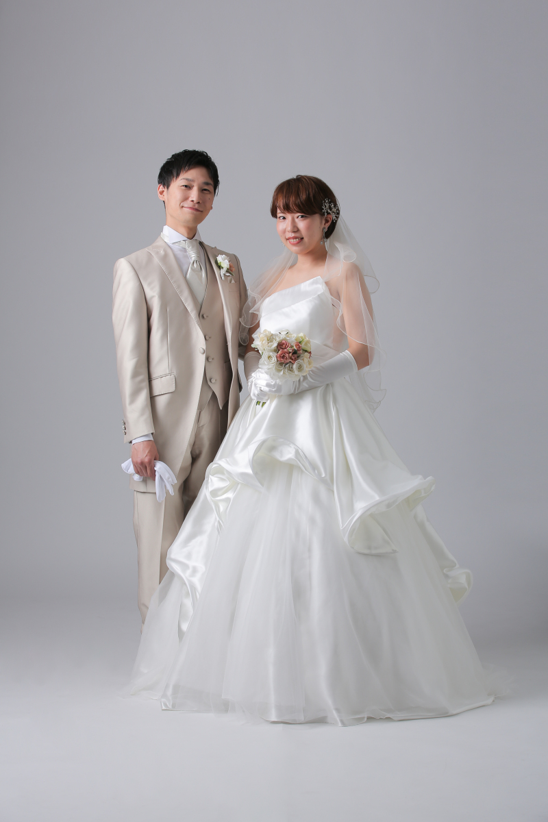 伝統的な立ち姿のお写真