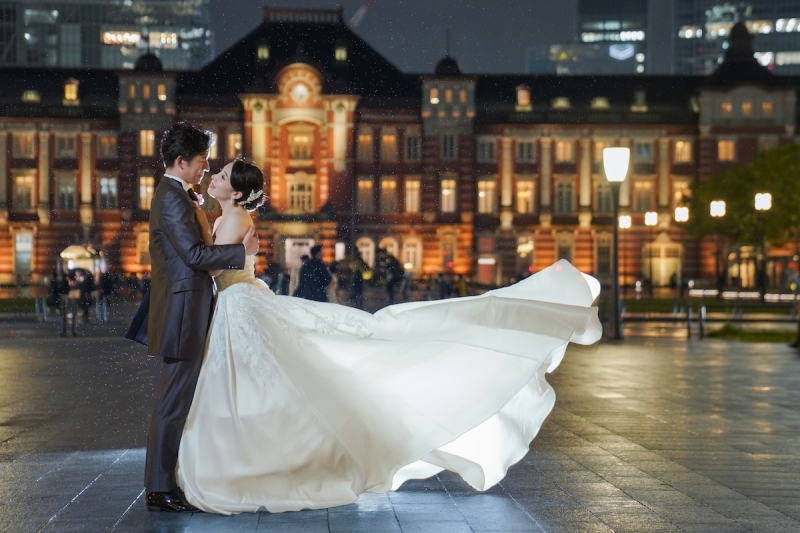 ラストはドレスをなびかせて