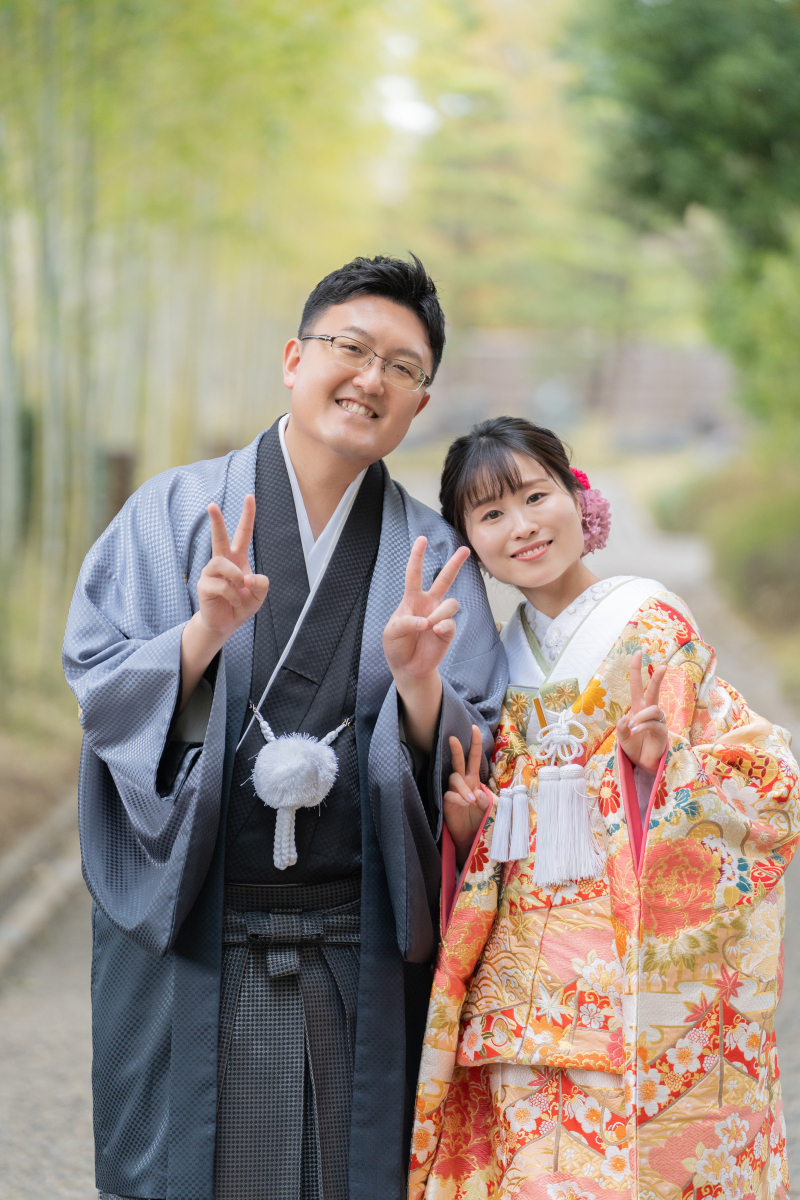 結びはピース！