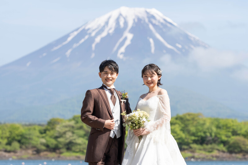 洋装に着替えて