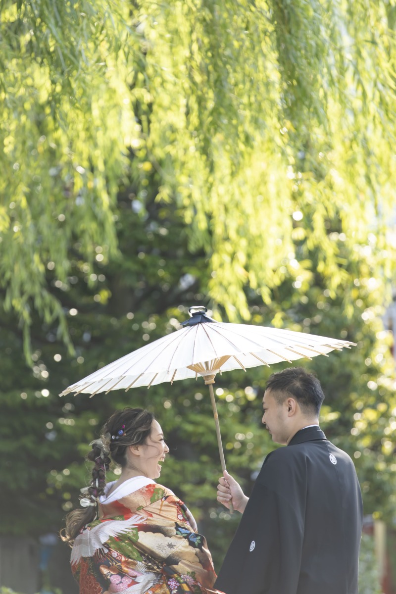 木漏れ日の中で