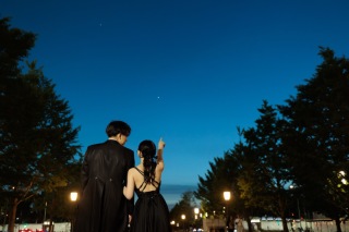 ブラックドレスで東京周遊+屋内庭園スタジオ