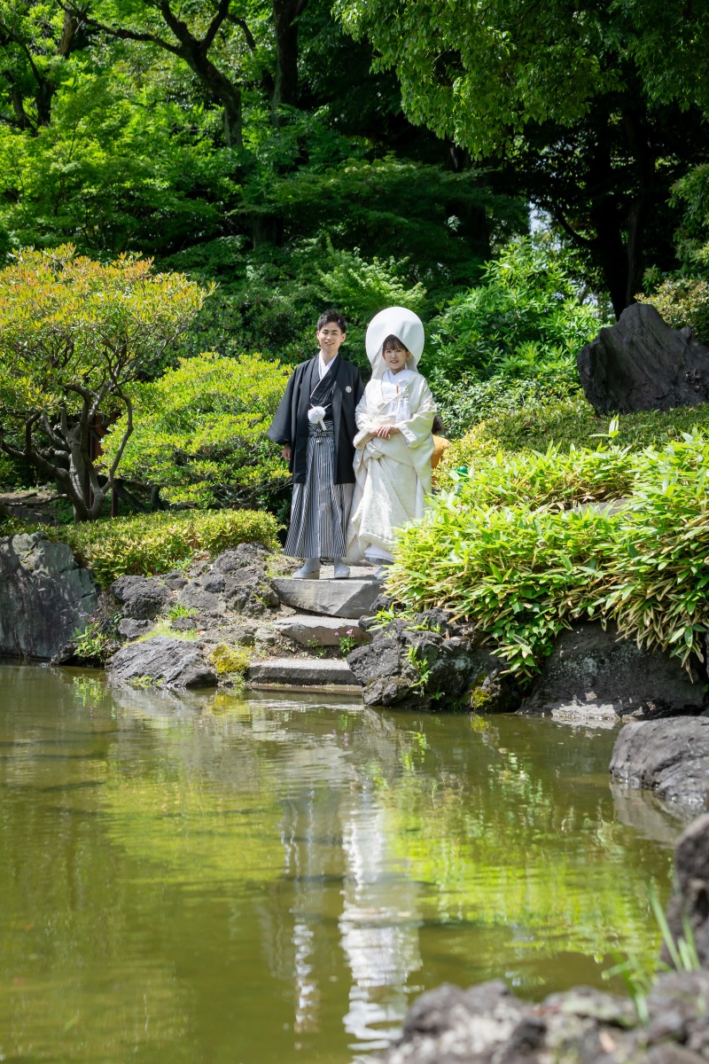 新緑の旧安田庭園