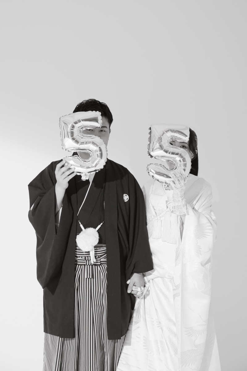 5の間からのぞいて