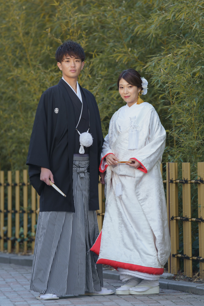 伝統的な立ち姿から