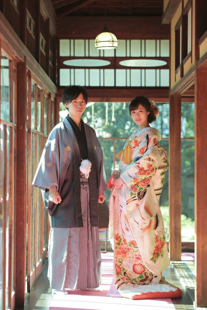 日の当たる窓辺で