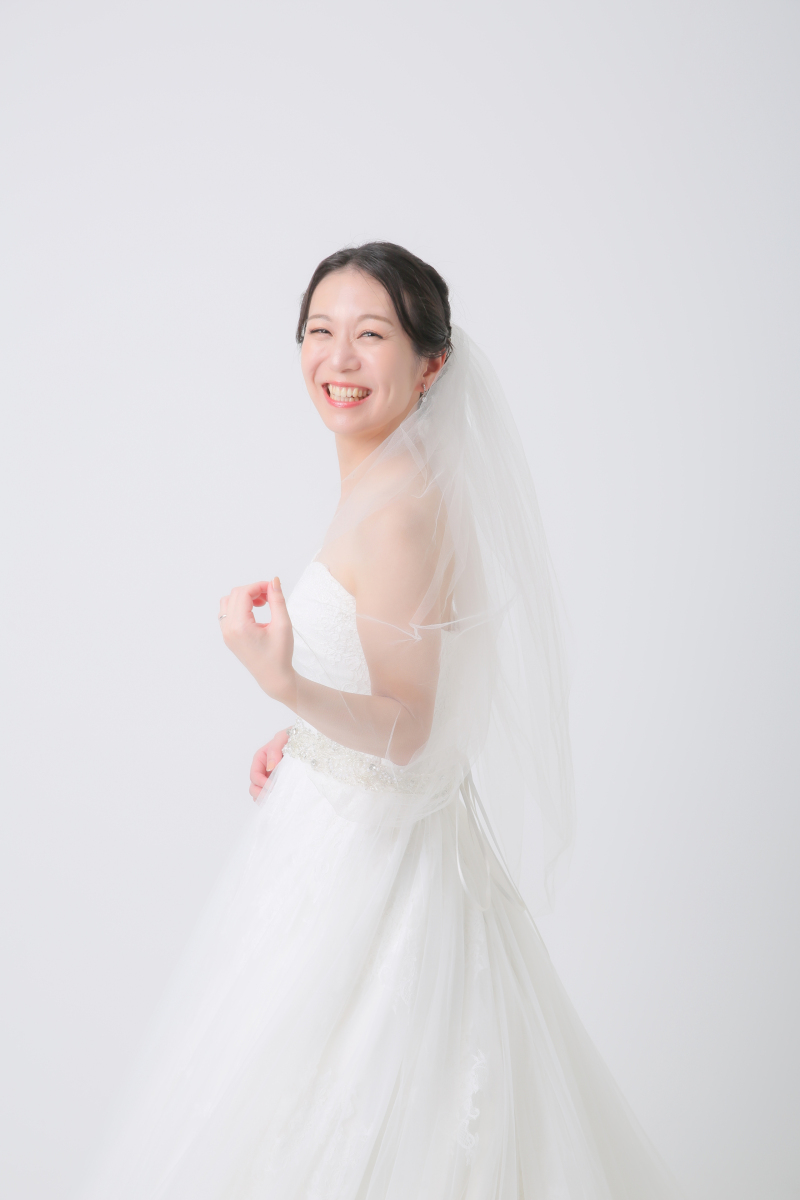 振り返り美人