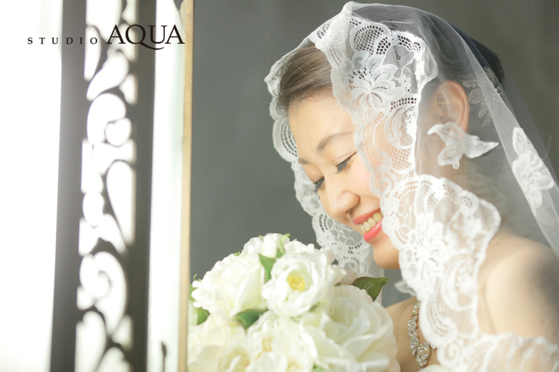 ステンドグラス前