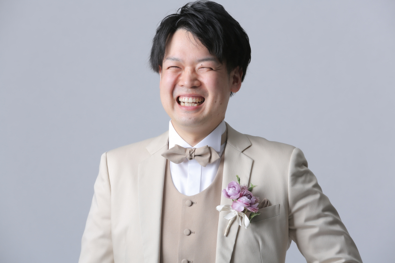 ご新郎様の笑顔ショット